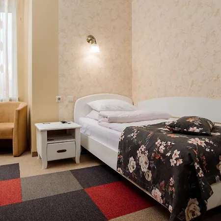 Na Horyzonti Hotel *